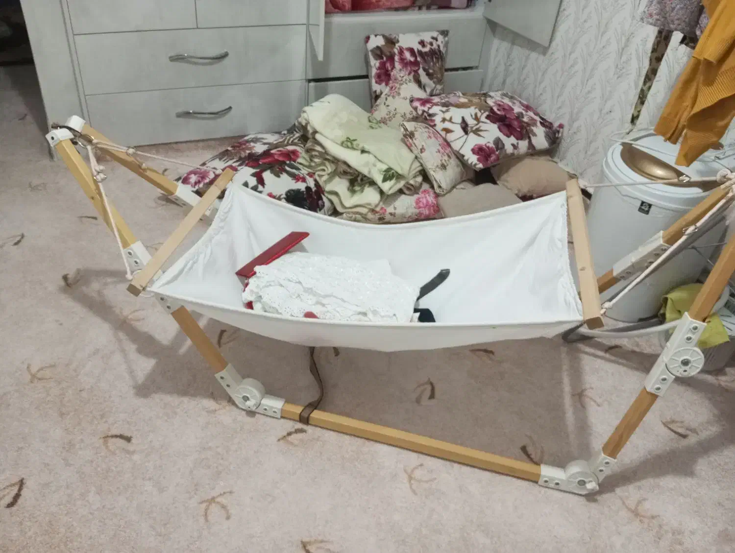 گهواره|تخت و صندلی بچه|مریوان, |دیوار