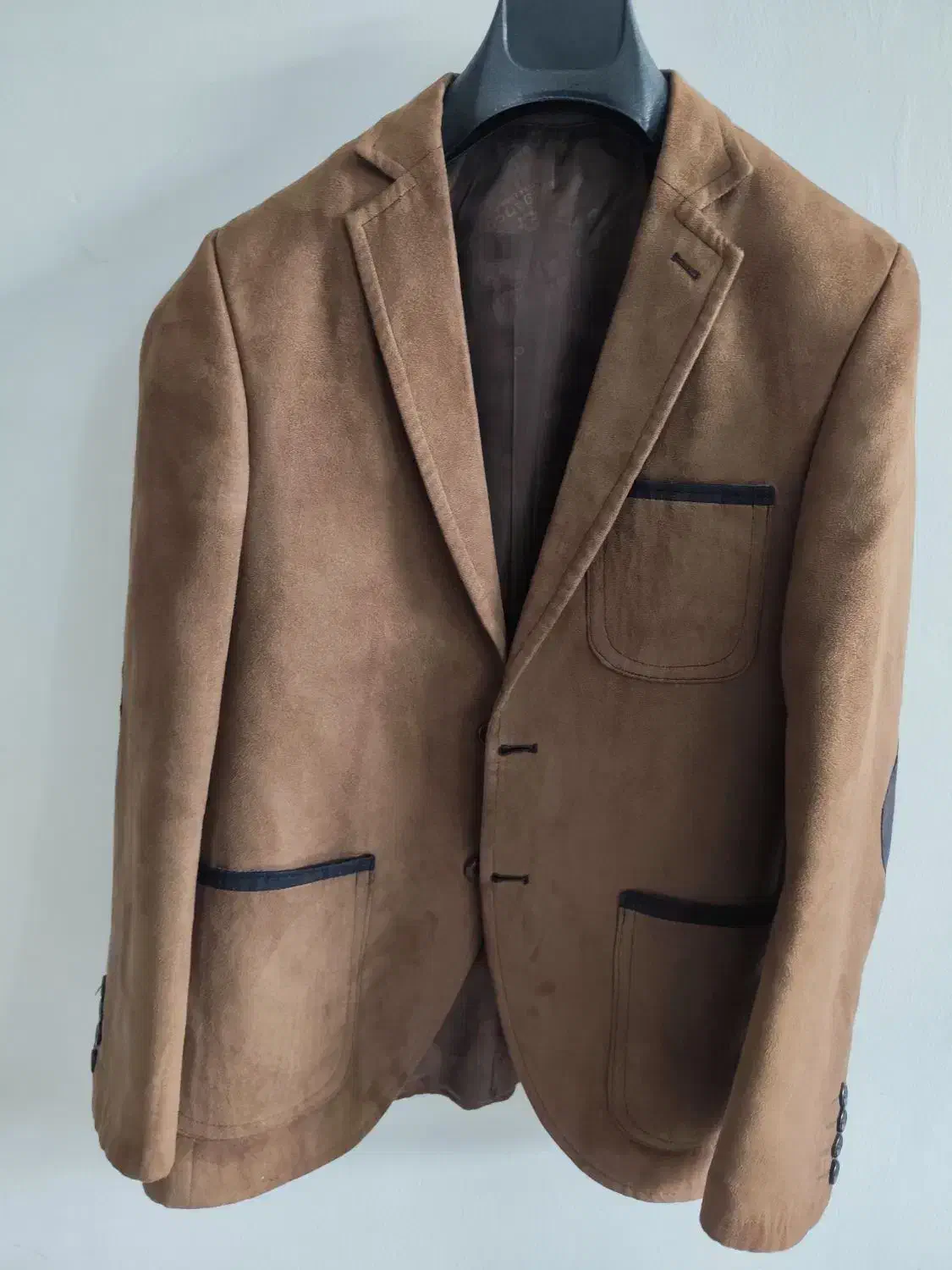 تک کت|لباس|نقده, |دیوار