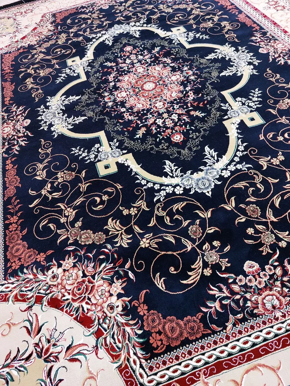 فرش ماشینی ۱۲ متری|فرش|قم, چهار امامزاده|دیوار