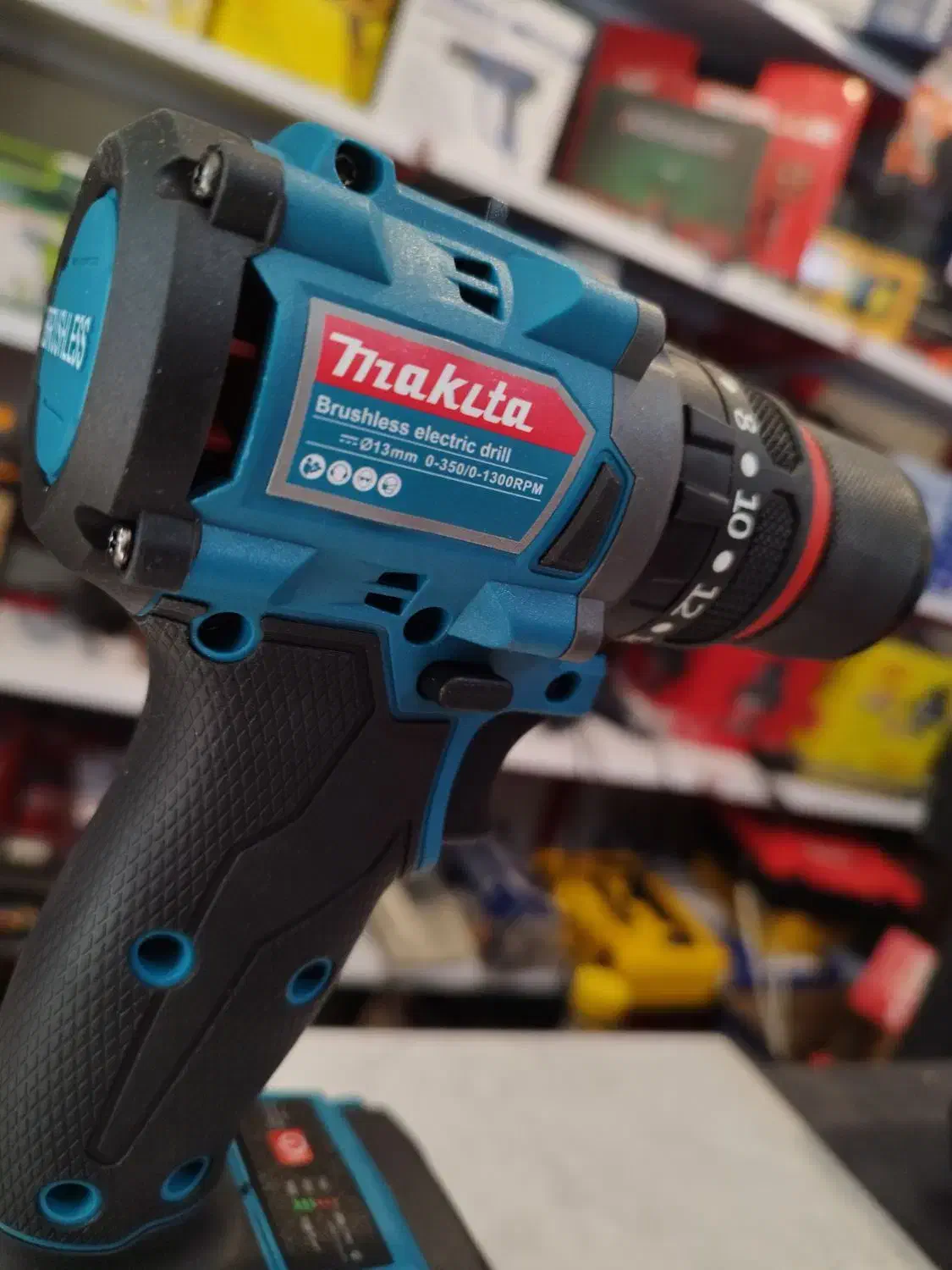 دریل شارژی براشلس ماکیتا 88 ولت|ابزارآلات|تهران, ائمه اطهار|دیوار