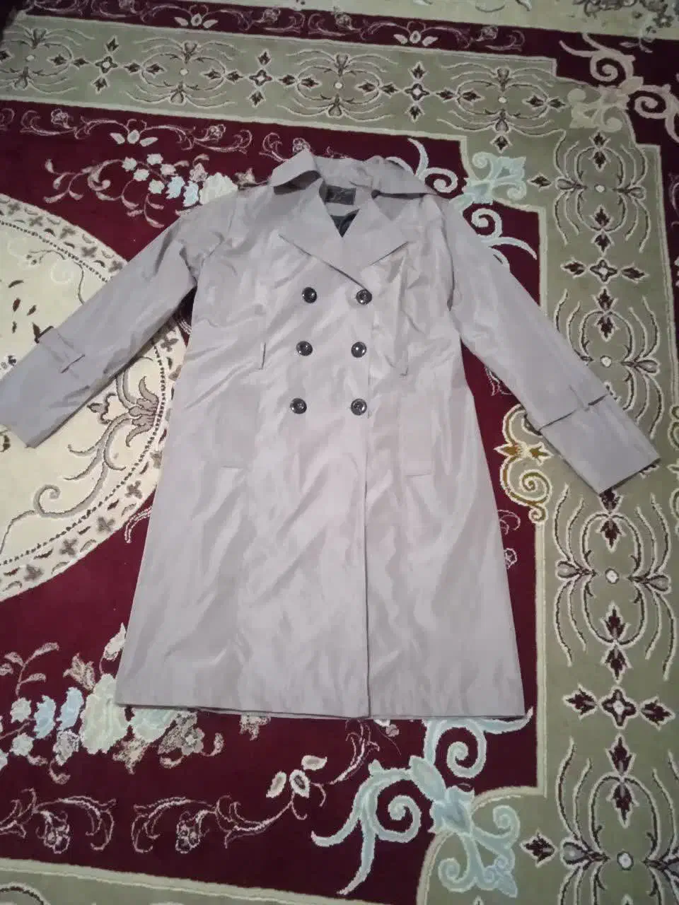 تعدادی پالتو در حد نو|لباس|شیراز, شهرک سعدی|دیوار