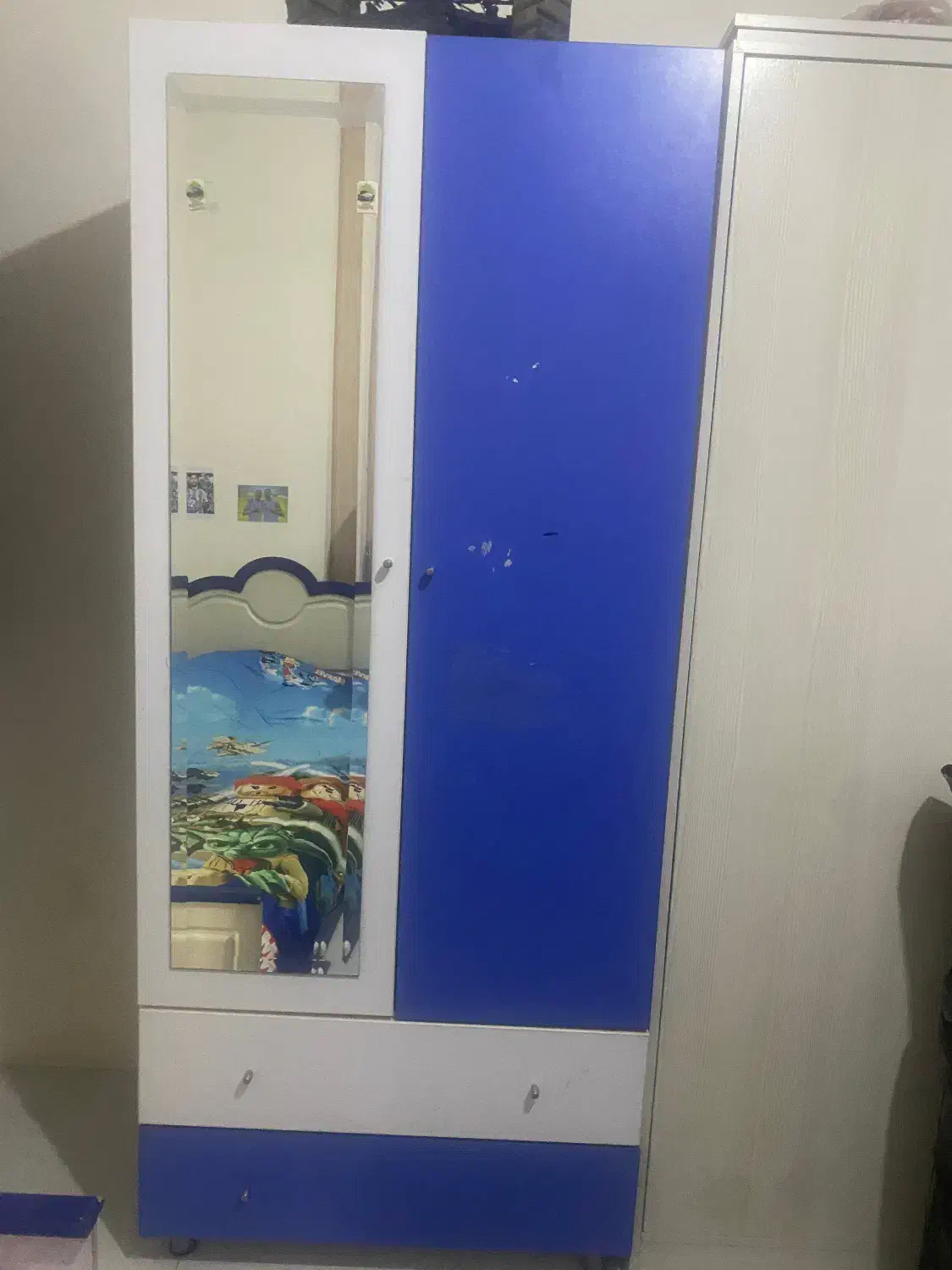 کمد لباس وکتابخانه  نوجوان|کتابخانه، شلف، قفسه‌های دیواری|مشهد, جاهد شهر|دیوار