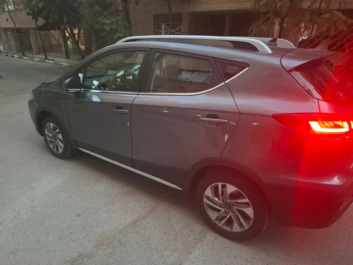 کی ام سی SR3 مدل 1404|خودرو سواری و وانت|مشهد, وکیلآباد|دیوار