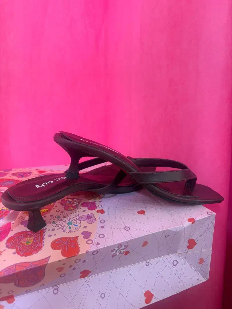 فروش صندل مجلسی|کیف، کفش، کمربند|بوشهر, |دیوار