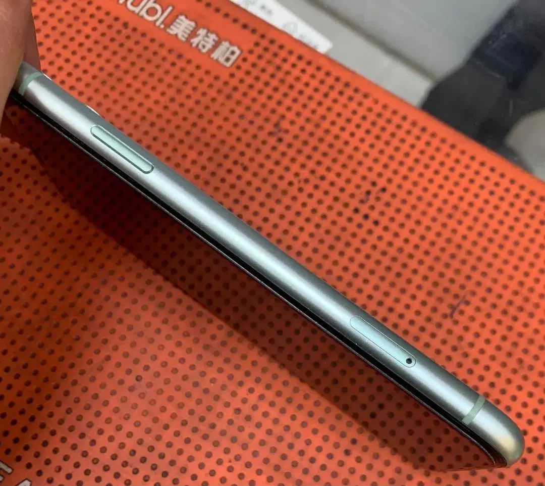 ۱۱ نرمال ۱۲۸ گیگ ZAA|موبایل|تهران, افسریه شمالی|دیوار