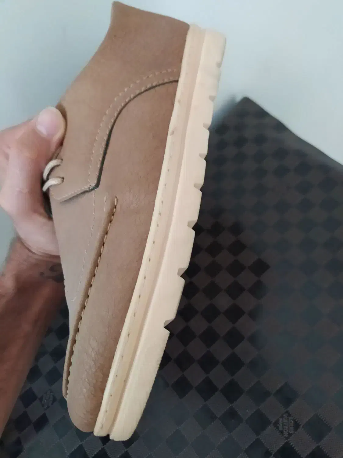 کفش|کیف، کفش، کمربند|بروجرد, |دیوار