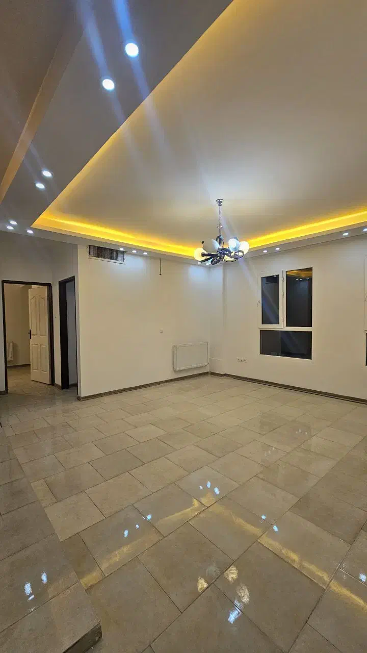 ماموت فول با پارکینگ وام تسویه خیابان ظفر/ اقساط|فروش آپارتمان|هشتگرد, شهرک صبا سوله|دیوار