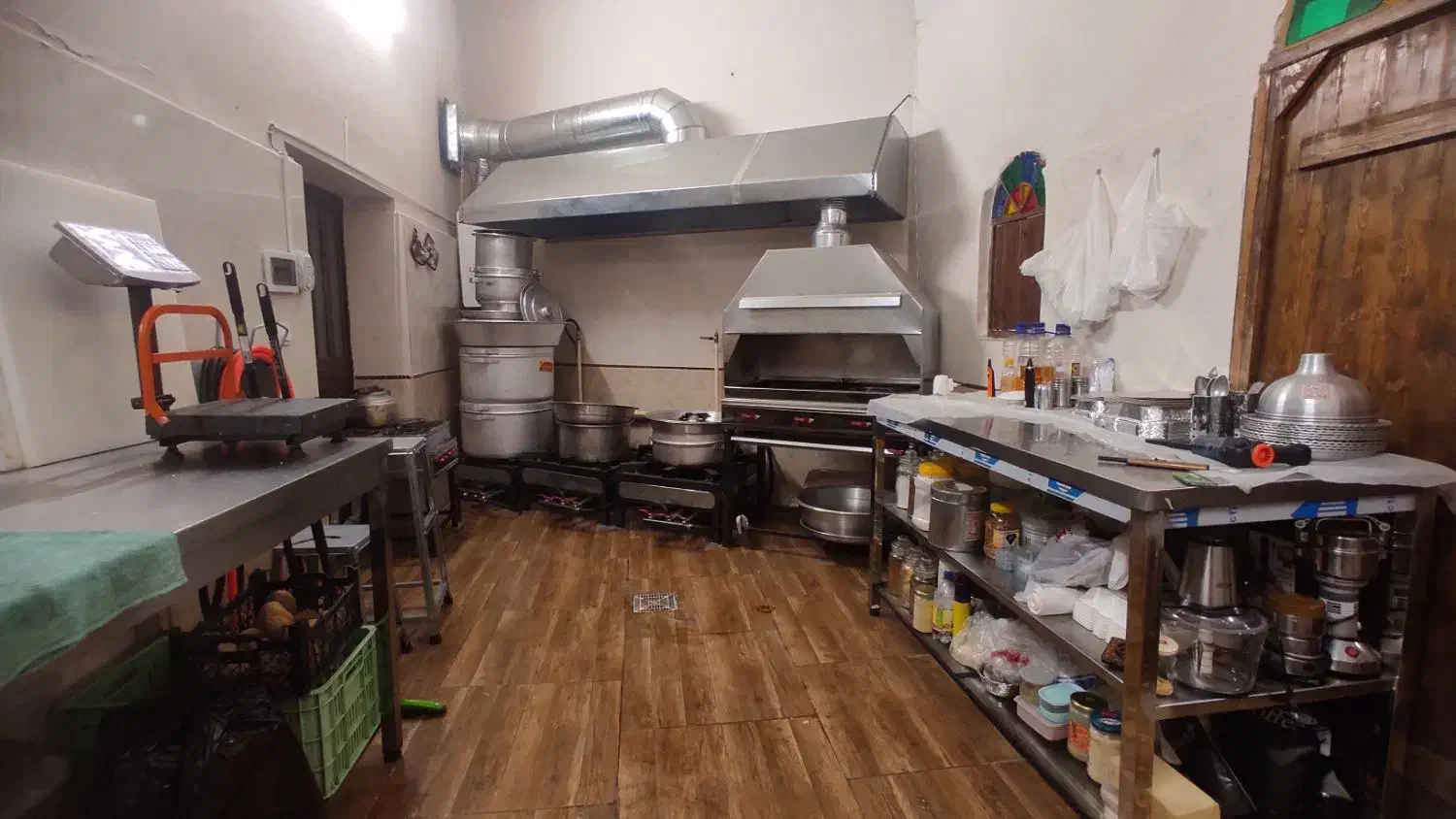 لوازم تهیه غذا رستوران کترینگ آشپزخانه|کافیشاپ و رستوران|تنکابن, |دیوار