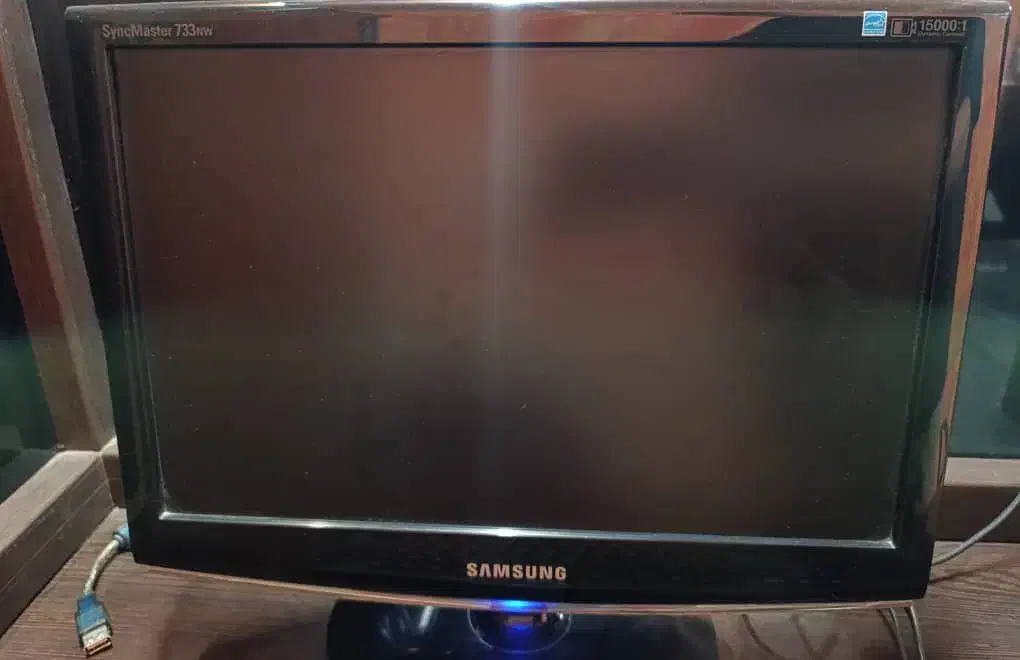 مانیتور|قطعات و لوازم جانبی رایانه|شاهین‌شهر, فردوسی|دیوار