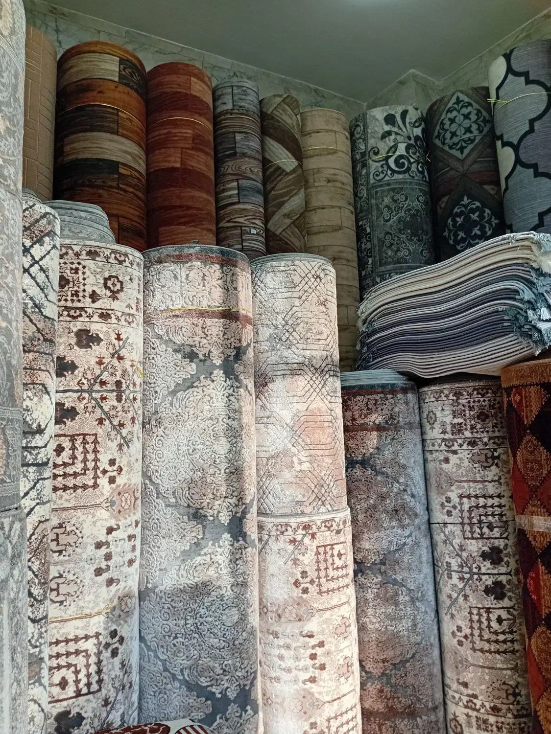 فروش انواع موکت درطرح ورنگبندی|موکت|اردبیل, |دیوار