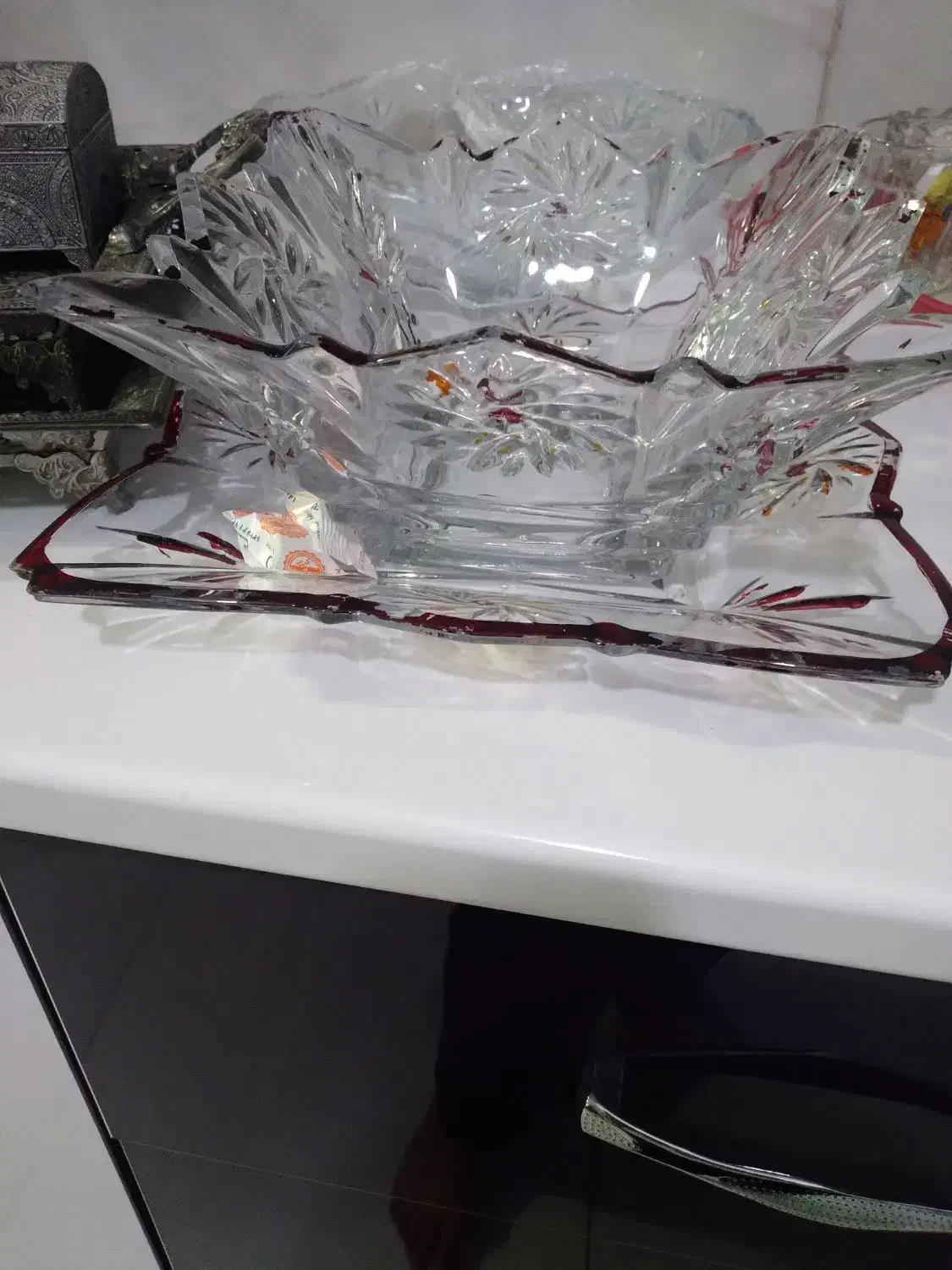 سرویس بلور به علاوه تعدادی ظروف دیگر|ظروف سرو و پذیرایی|اصفهان, آزادگان|دیوار