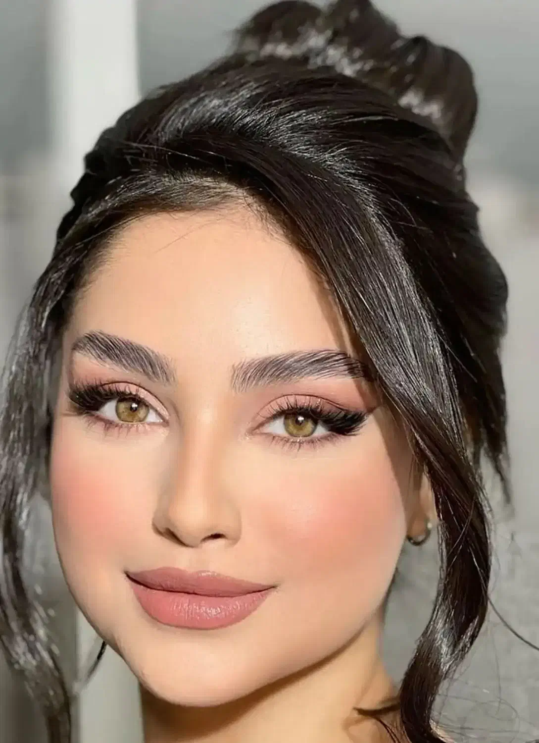 مدل میکاپ و شینیون زابل|خدمات آرایشگری و زیبایی|هامون, |دیوار