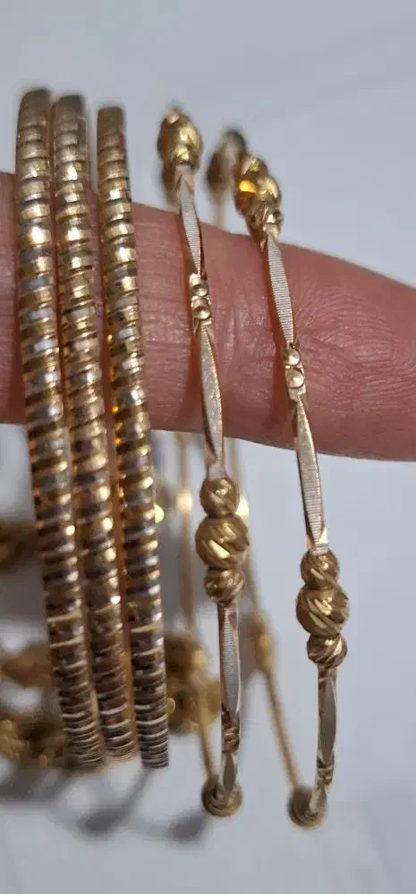 90 گرم طلا در حد نوصد بالای فی|جواهرات|همدان, |دیوار