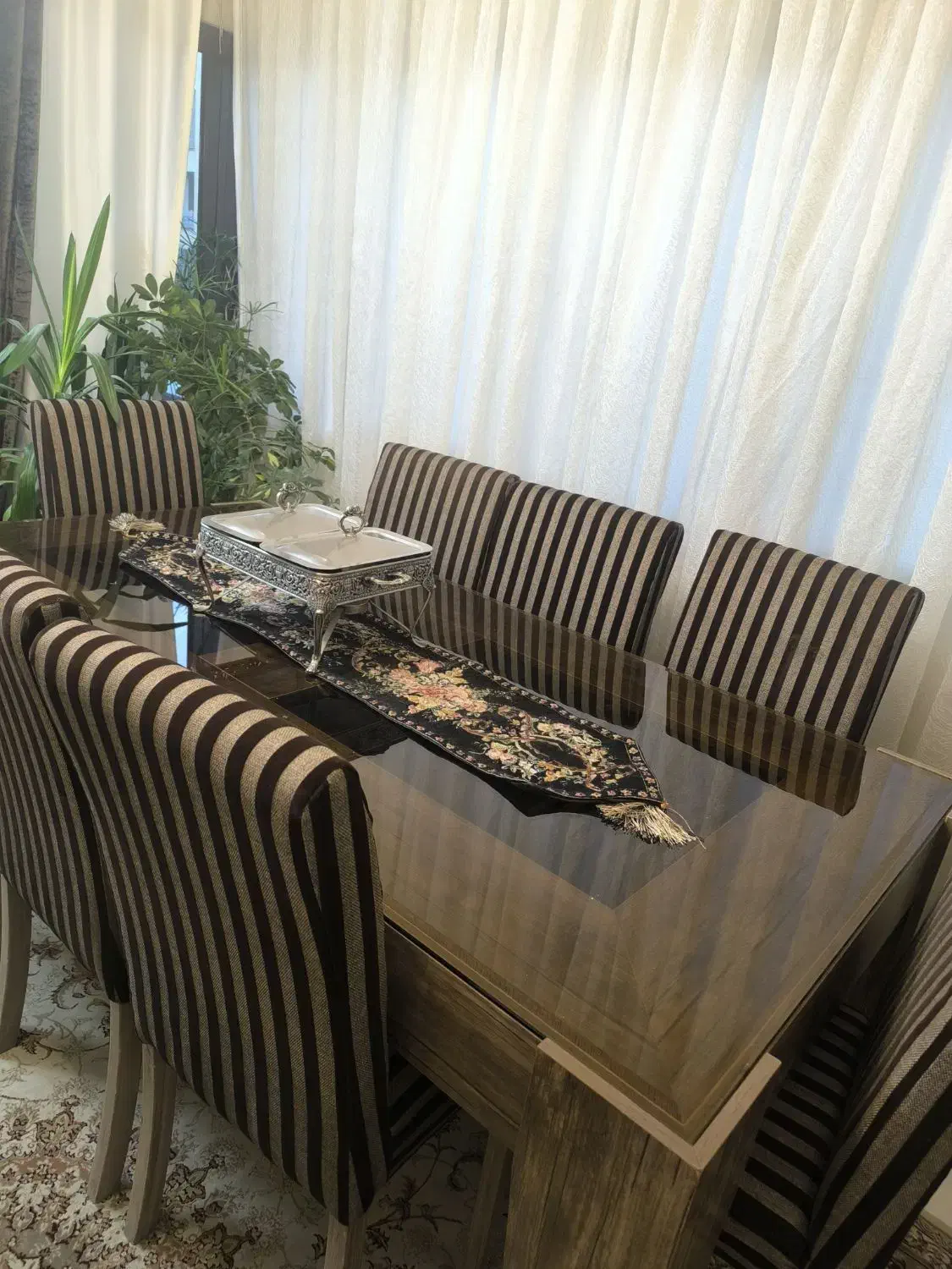 میز نهارخوری 8 نفره بسیار زیبا|میز و صندلی غذاخوری|مشهد, امیریه|دیوار