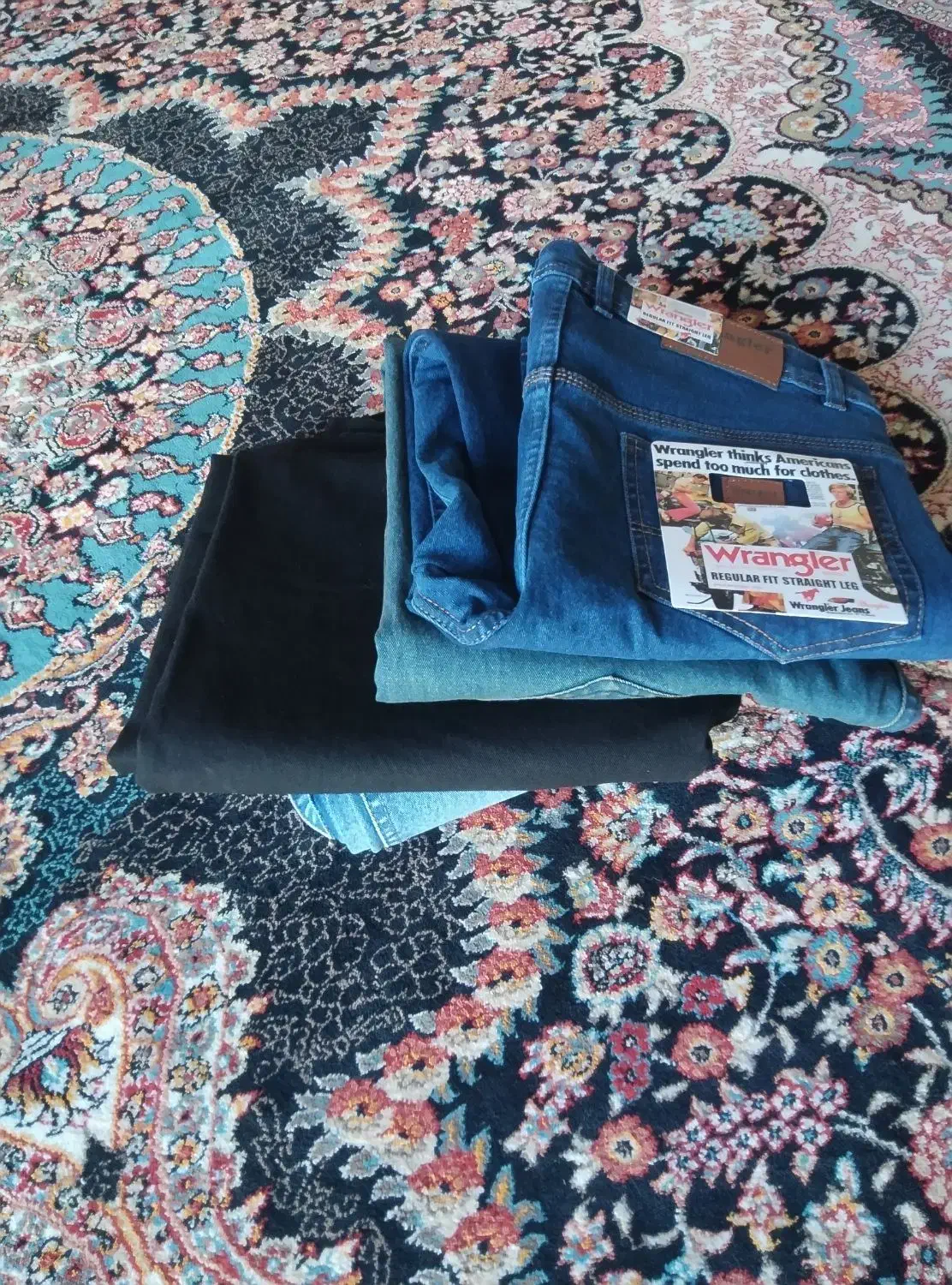 لباس|لباس|دهلران, |دیوار