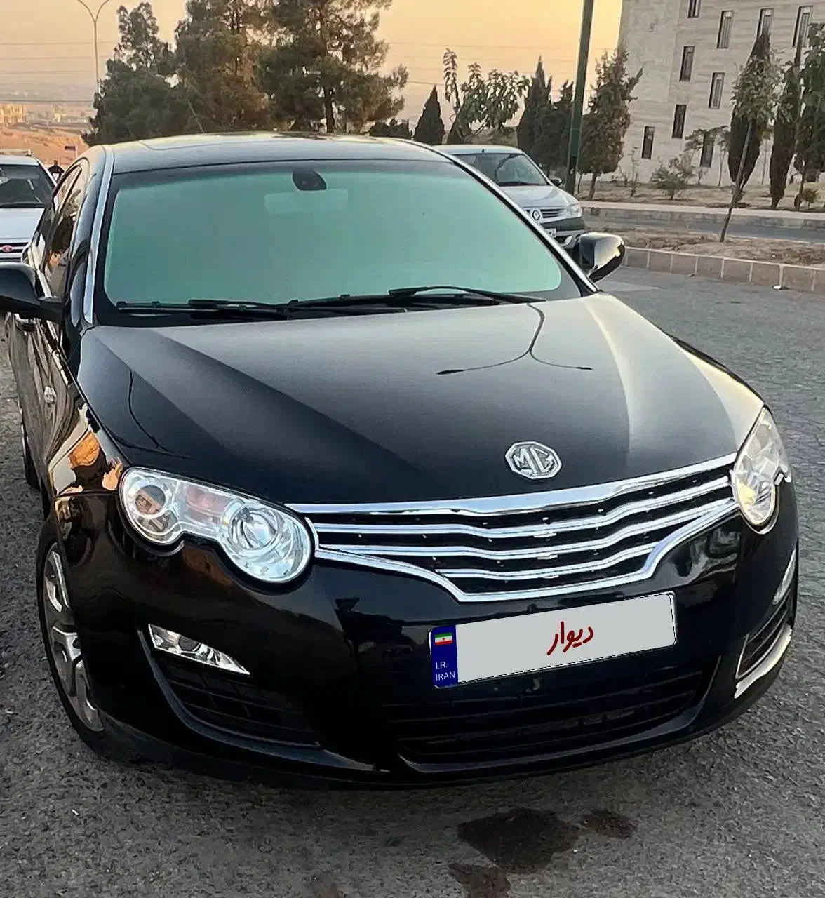 ام جی ۵۵۰ مشکی مدل ۲۰۱۰|خودرو سواری و وانت|هشتگرد, فاز ۱ مهستان|دیوار