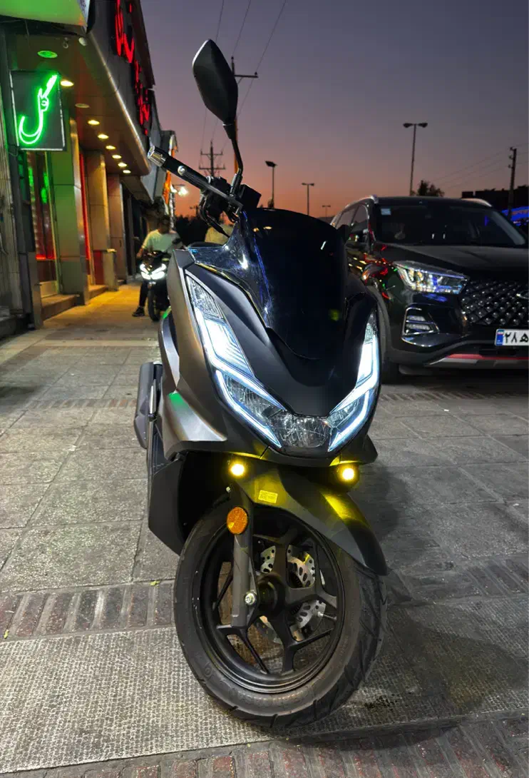 طرح PCX|موتورسیکلت|شیراز, اصلاح‌نژاد|دیوار