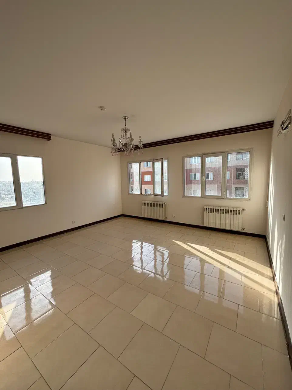 اجاره پرنیان|اجارهٔ آپارتمان|اندیشه, پرنیان|دیوار