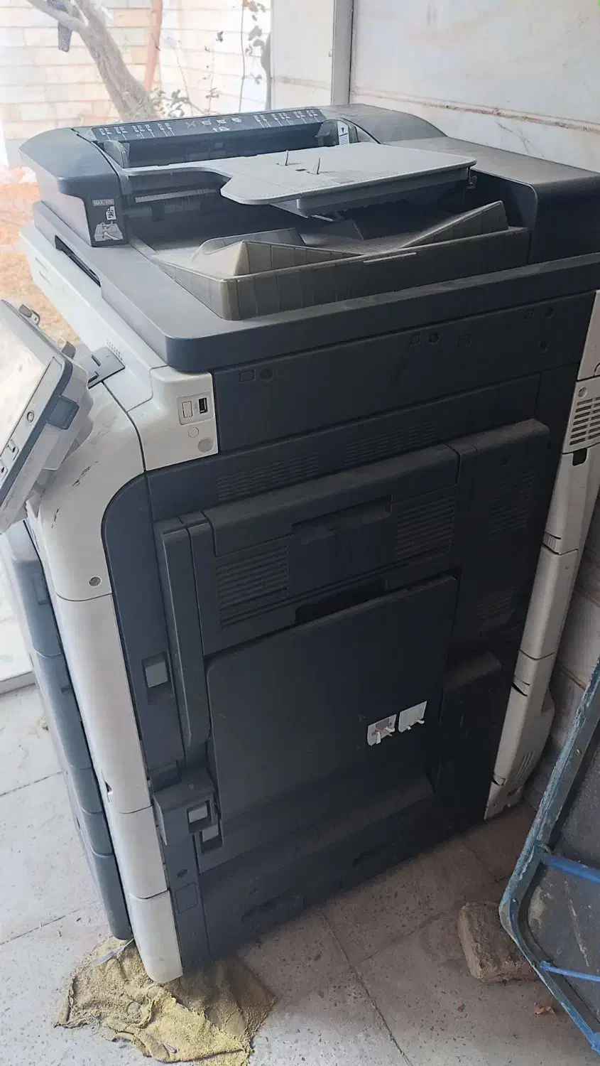 دستگاه کپی و پرینتر رنگی کونیکا 552|پرینتر، اسکنر، کپی، فکس|قزوین, |دیوار