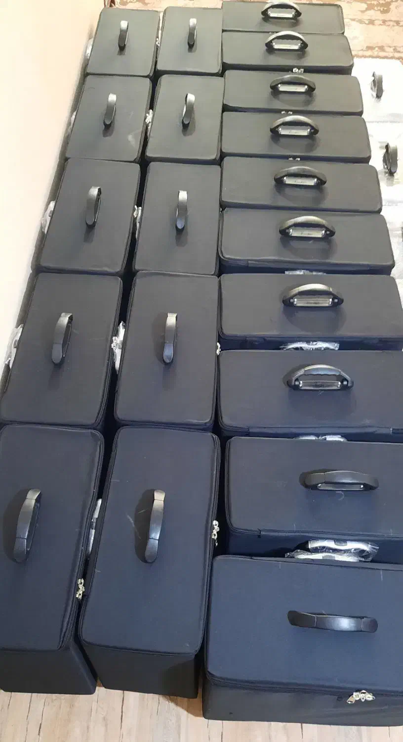 فایل عینک طبی و آفتابی. چمدان فایل ویزیت در تهران|فروشگاه و مغازه|تهران, کرمان|دیوار