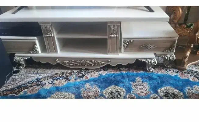 میز تیوی ومبل هفت نفره .کمد لباس. باند|مبلمان خانگی و میز عسلی|قم, باغ کرباسی|دیوار