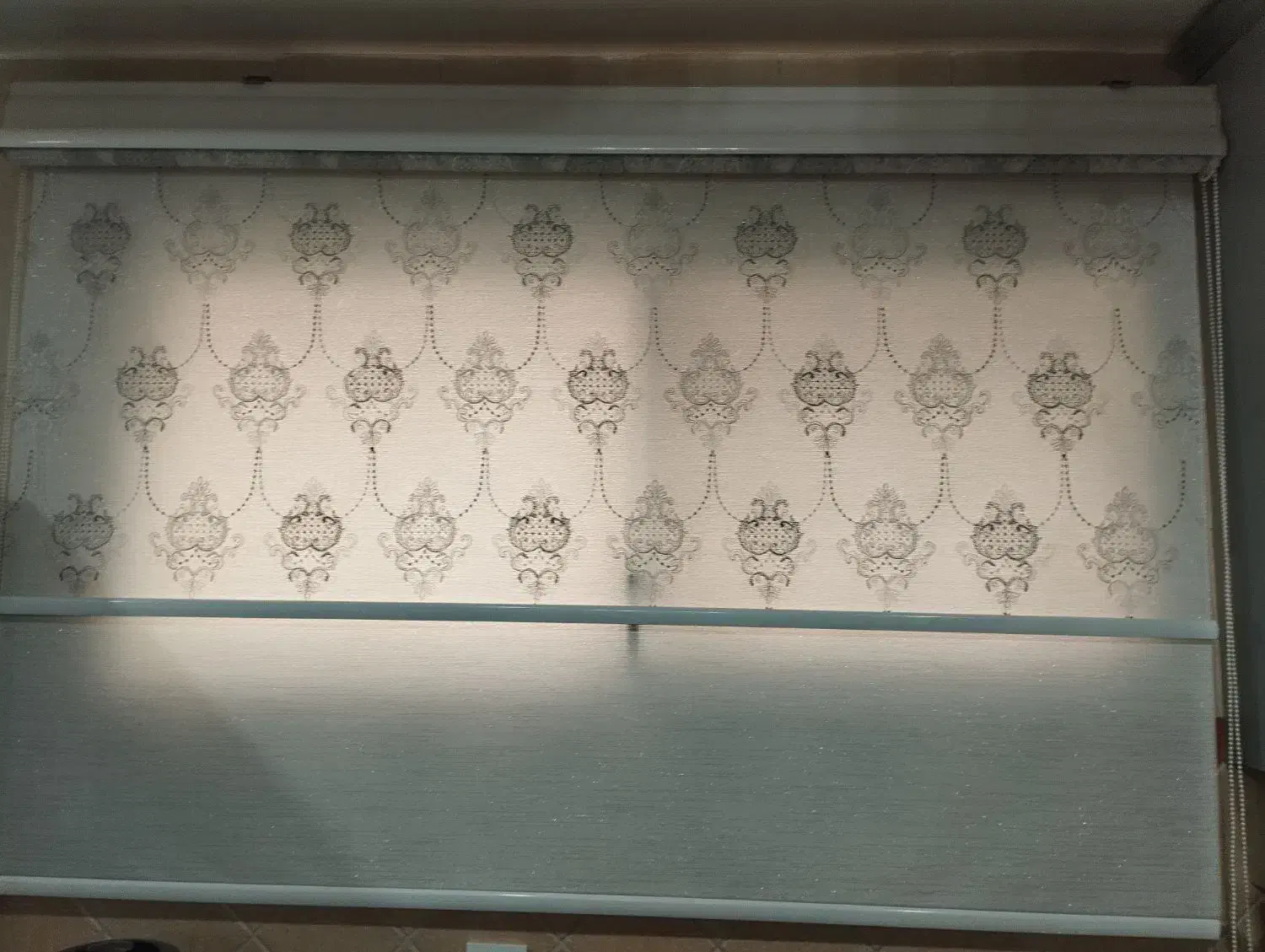 پرده زبرا دو مکانیزمه نونو تازه نصب کردم|پرده، رانر، رومیزی|آمل, |دیوار