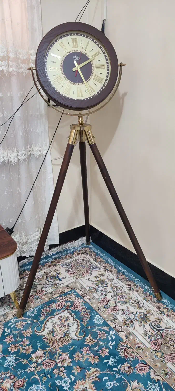 ساعت ایستاده|ساعت دیواری و تزئینی|دهدشت, |دیوار