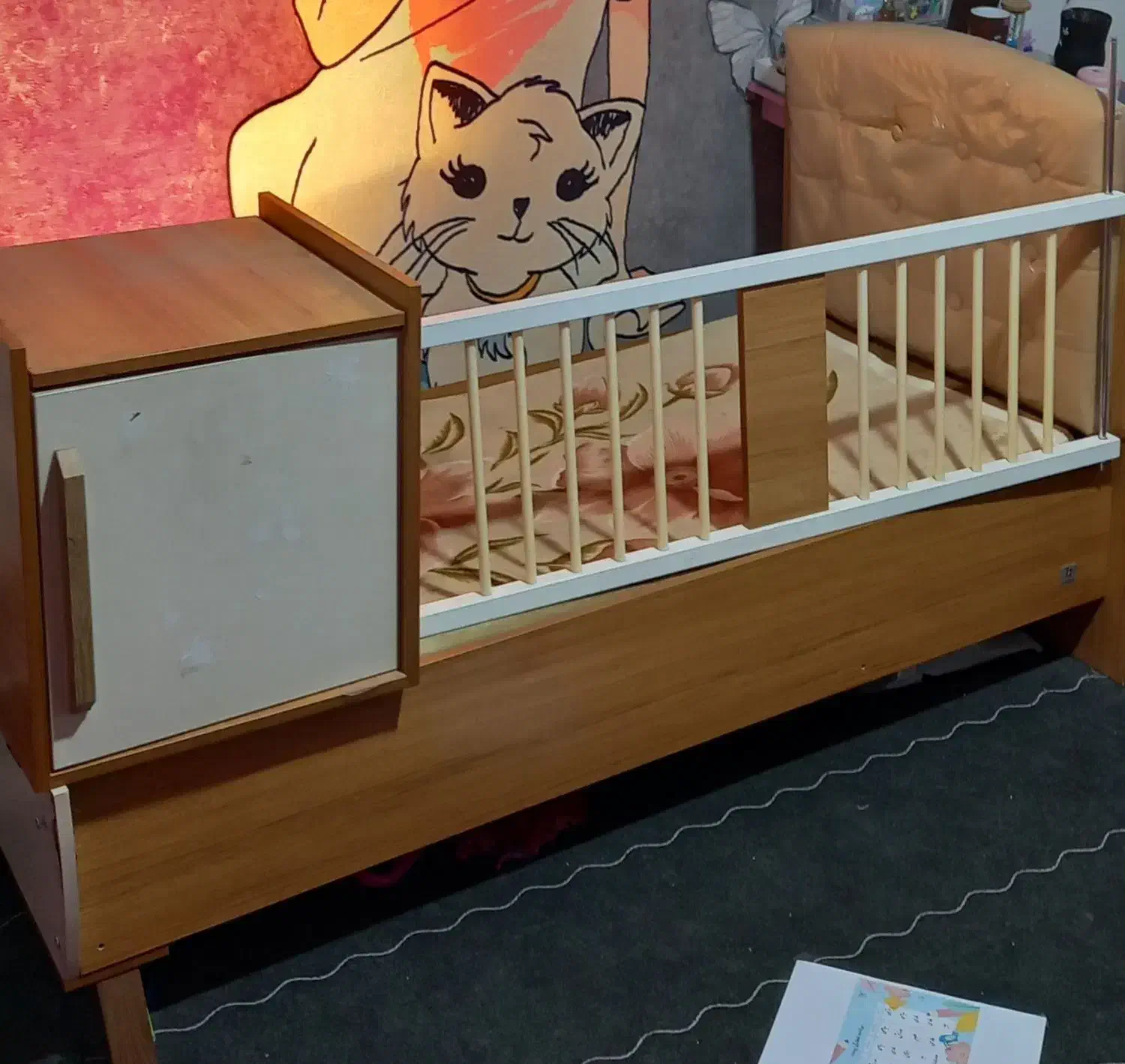 تخت کودک و نوجوان با روتختی|تخت و سرویس خواب|یاسوج, |دیوار