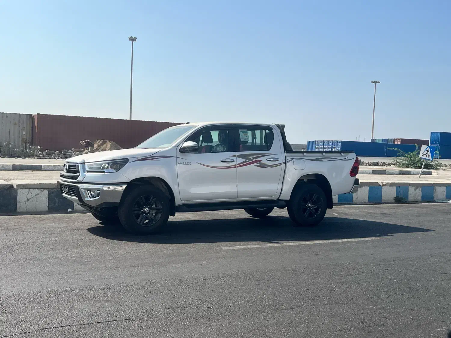 هایلوکس عمان دنده ای|خودرو سواری و وانت|چابهار, |دیوار