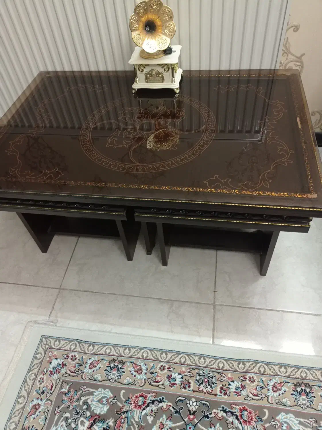 میز و چهار تا عسلی|مبلمان خانگی و میز عسلی|قزوین, |دیوار