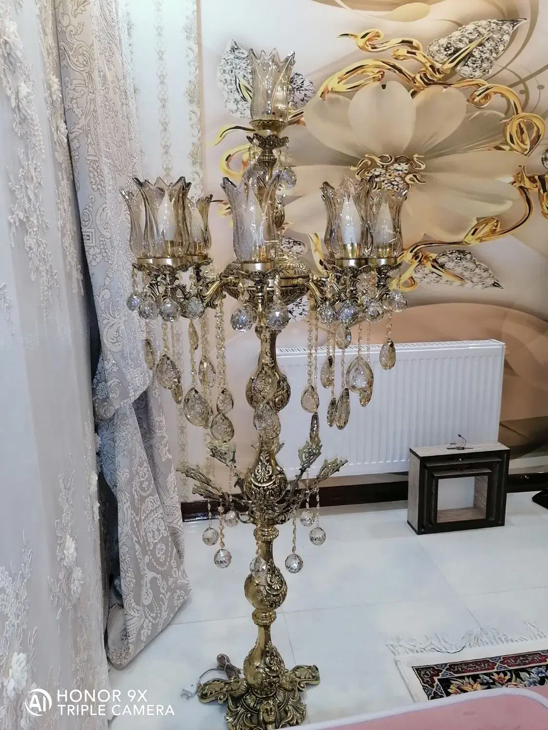 کنار سالنی برنز|لوستر و چراغ آویز|قم, شاه سید علی|دیوار