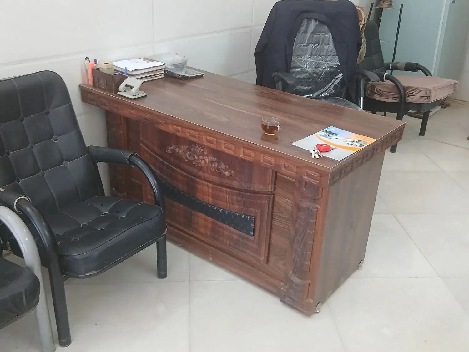 میز و صندلی اداری|دفتر کار|اراک, |دیوار