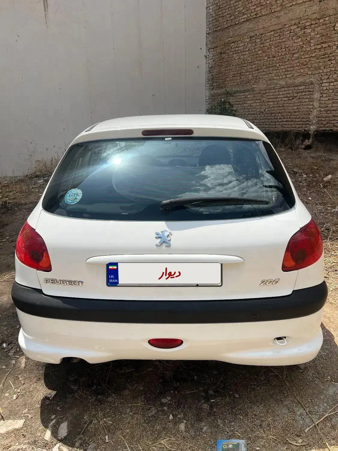 پژو ۲۰۶|خودرو سواری و وانت|شیراز, عفیف‌آباد|دیوار