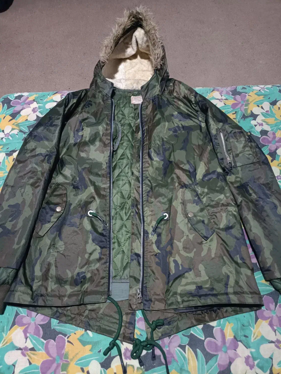 کاپشن چیریکی ۱۰۰ درصد ضد آب|لباس|بندر انزلی, جهانگانی|دیوار