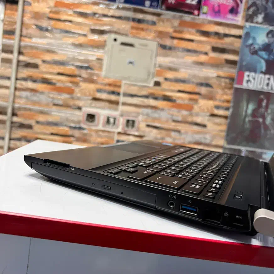 لپتاپ توشیبا ژاپنی i3 نسل چهار|رایانه همراه|قدس, شهرقدس|دیوار