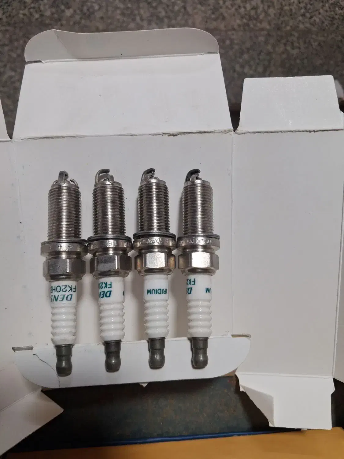 کاربرات.دلکو.شمع استوک اصلی سنسور اکسیژن|قطعات یدکی و لوازم جانبی|یزد, |دیوار