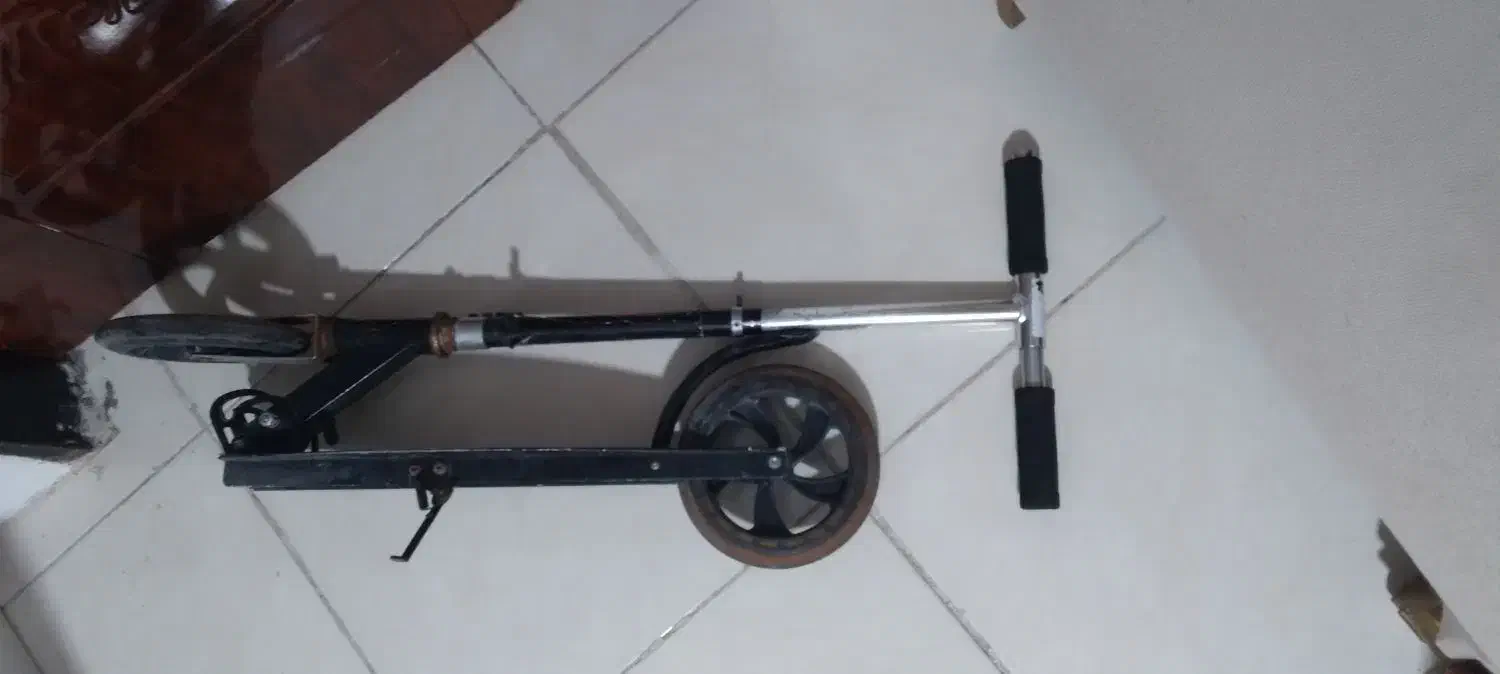 اسکوتر کارکرده|دوچرخه، اسکیت، اسکوتر|رباط‌کریم, نصیرشهر|دیوار