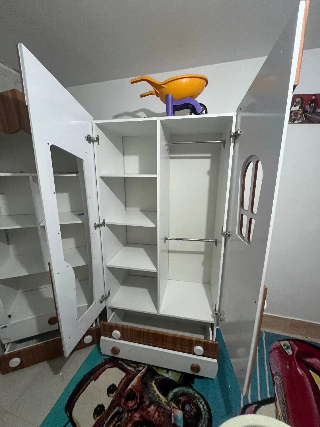 سرویس خوابه کودک و نوجوان|اسباب و اثاث بچه|قم, دروازه چوبی|دیوار