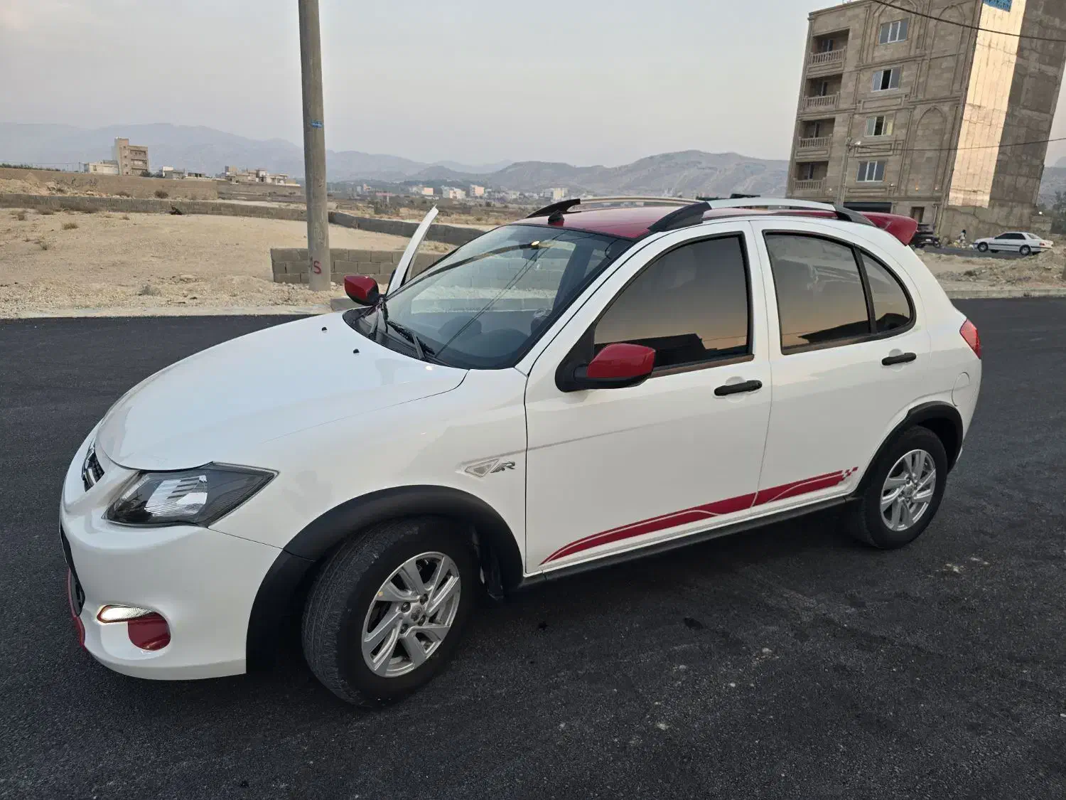 کوییک سفید قرمز RCVT پارس خودرویی فول آپشن|خودرو سواری و وانت|جم, |دیوار