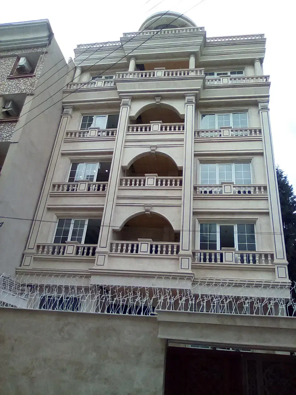 شاگرد سنگکار ساده و نیمه ماهر نیازمندیم|استخدام معماری، عمران و ساختمانی|گرگان, |دیوار