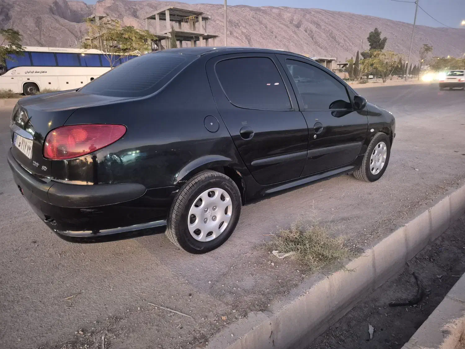 206SDمدل 93|خودرو سواری و وانت|فیروزآباد (فارس), |دیوار