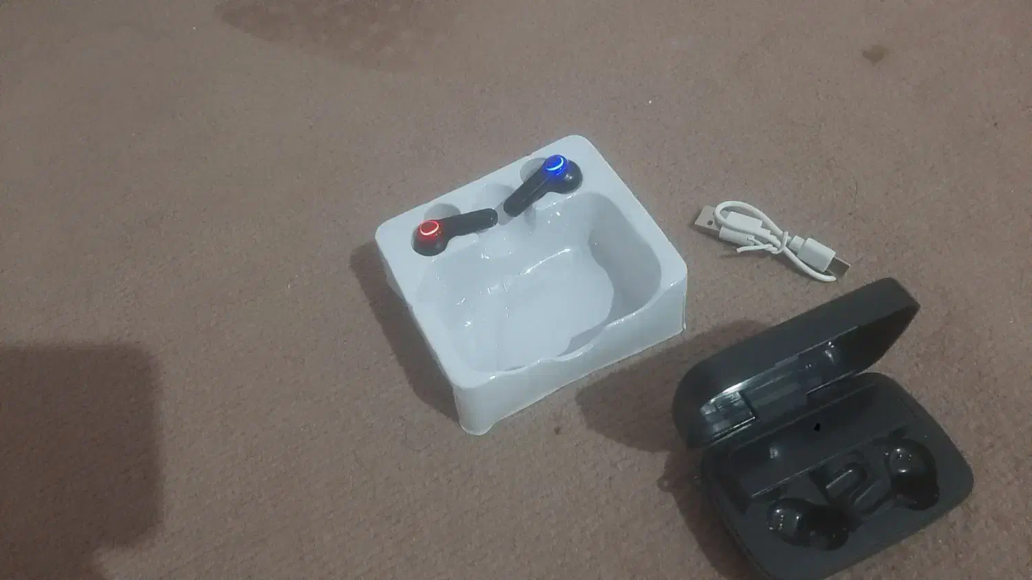 ایرپادبلوتوثی سالم ونوی نوهست بدون استفاده|لوازم جانبی موبایل و تبلت|تهران, تهرانپارس جنوبی|دیوار