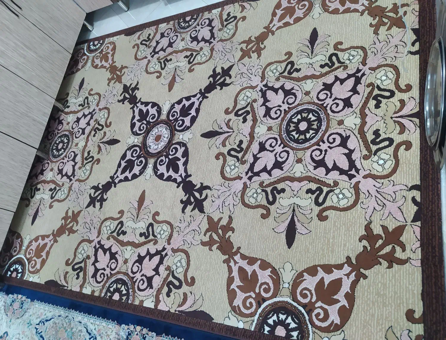 دو عدد فرش آشپزخانه و دخترانه، بازدید صحنه|فرش|صحنه, |دیوار