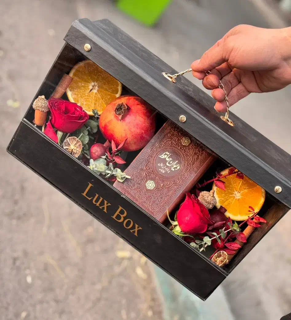 پک یلدایی دسته گل رز فالنامه حافظ|گل و گیاه طبیعی|تهران, شهرک فرهنگیان|دیوار