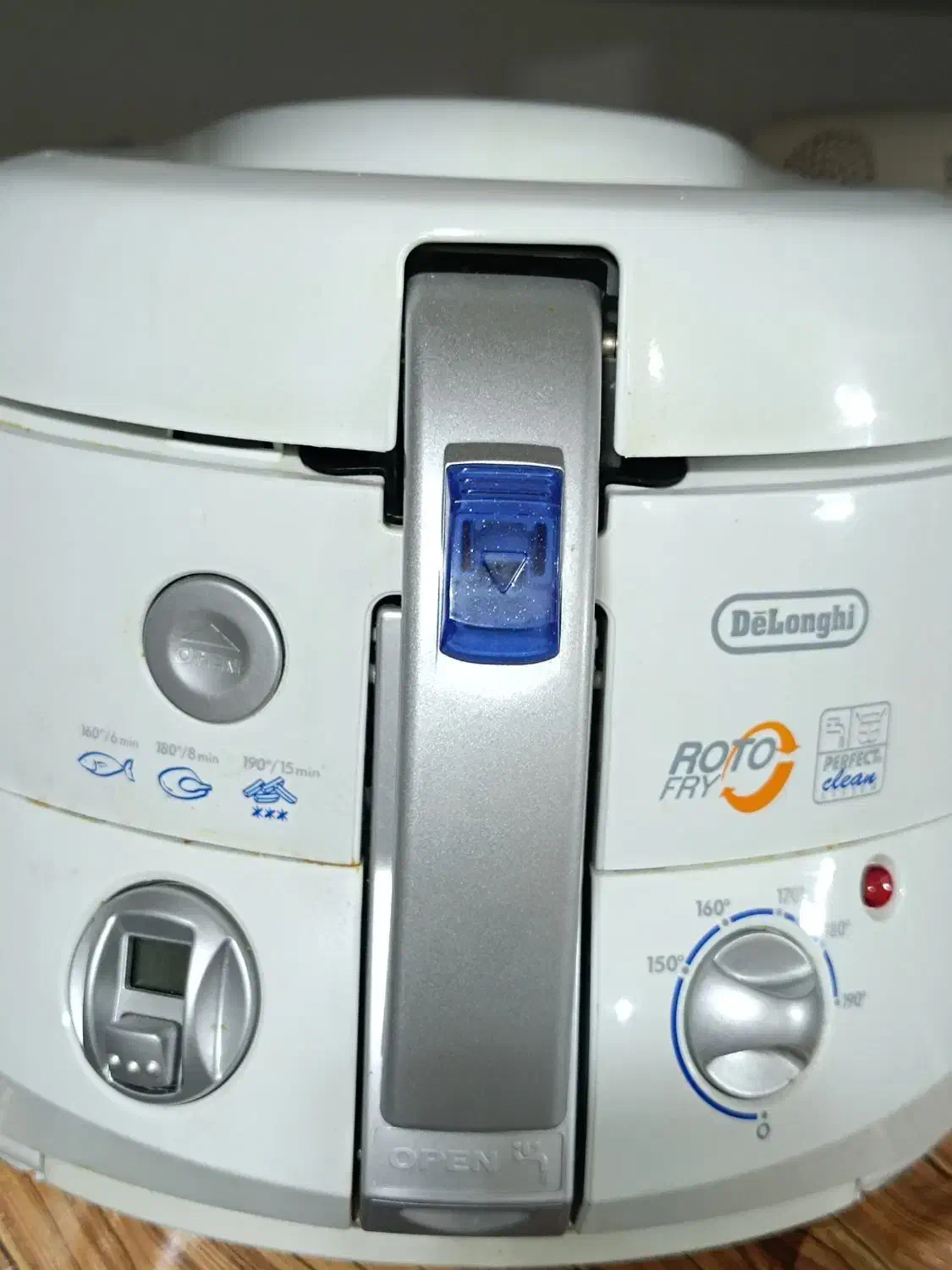 دو عدد سرخ کن بزرگ و کوچک|اجاق گاز و لوازم برقی پخت‌وپز|فردیس, منظریه|دیوار