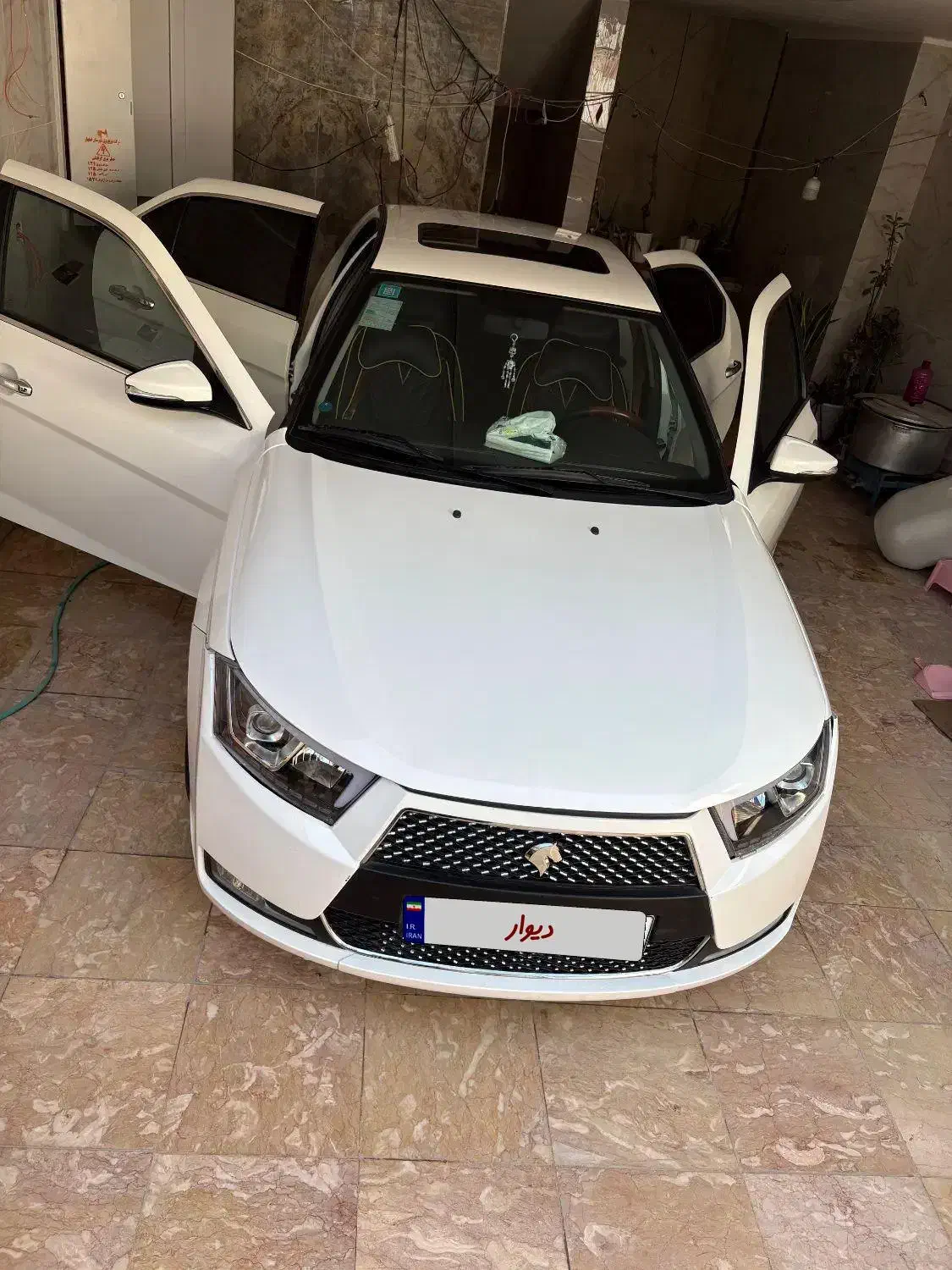 دنا پلاس توربو ۶ دنده دستی سانروف رینگ الومینیومی|خودرو سواری و وانت|اصفهان, کساره|دیوار