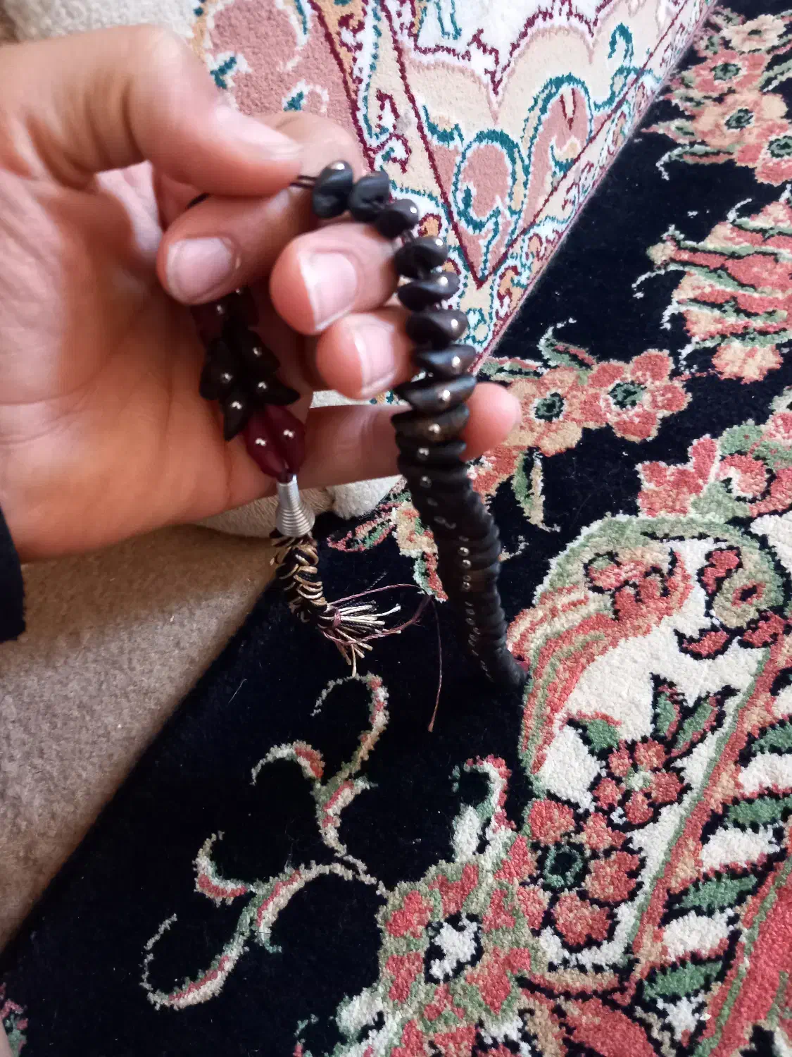 تسبیح هسته خرما|کلکسیون اشیاء عتیقه|زنجان, |دیوار