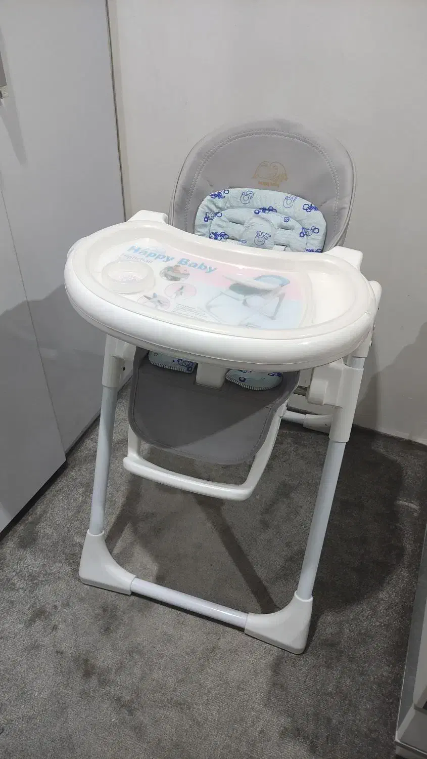 صندلی غذا کودک با کارتن|تخت و صندلی بچه|اهواز, کوی شهروند|دیوار