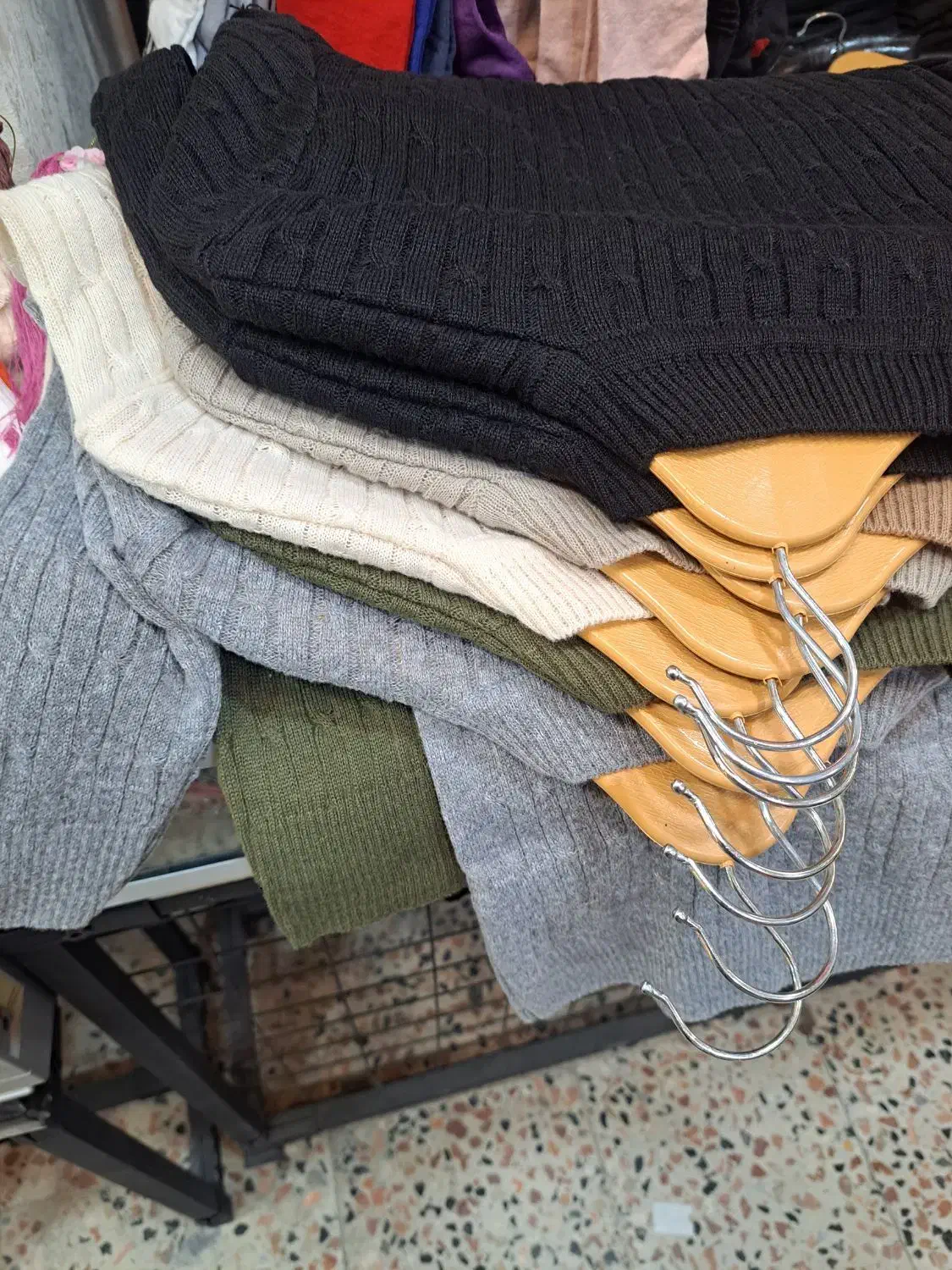 نیروی خانم  جهت فروشندگی|استخدام بازاریابی و فروش|تربتحیدریه, باغ ملی|دیوار