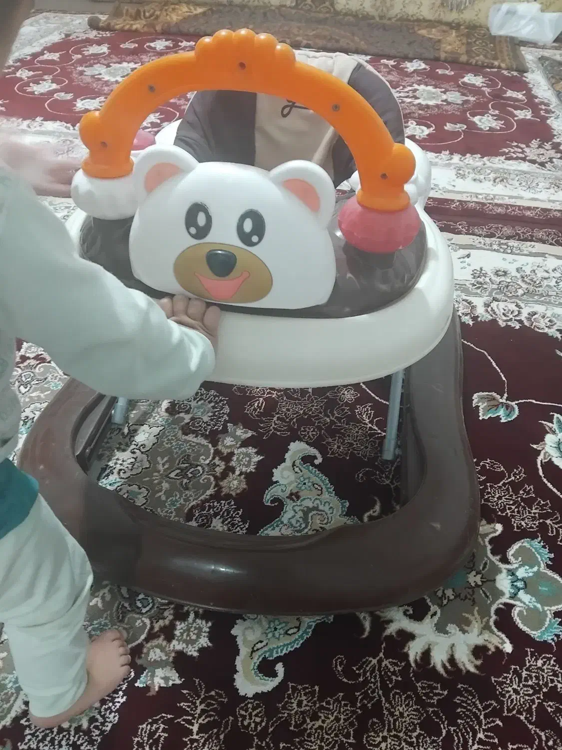 موزیکال|اسباب و اثاث بچه|انزل, |دیوار